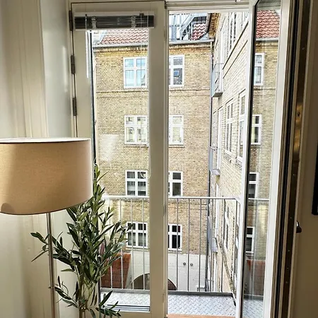 Apartment Lovstraede Baghus - Carolinas - *